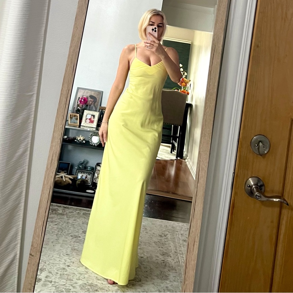 BCBGMaxAzria Light Yellow Dress